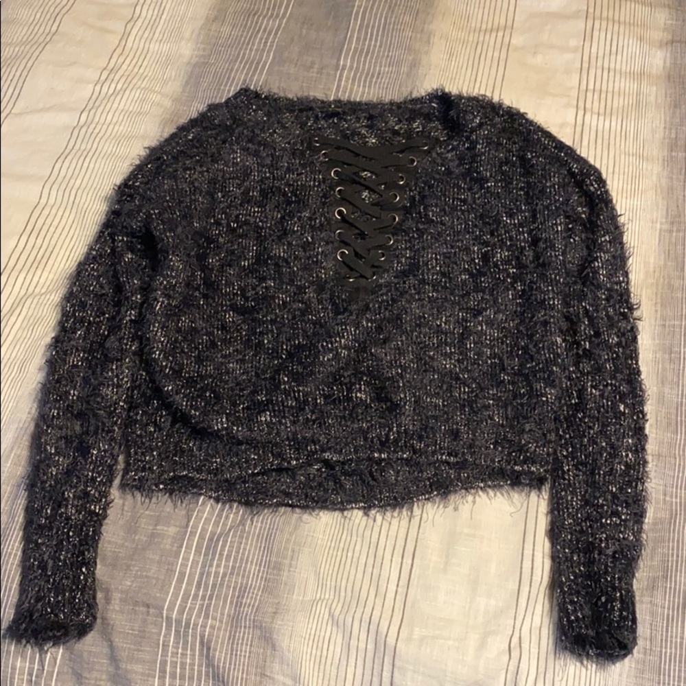 Black express cropped sweater
